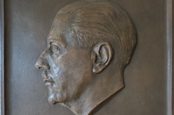 Felix Weil Relief FFM