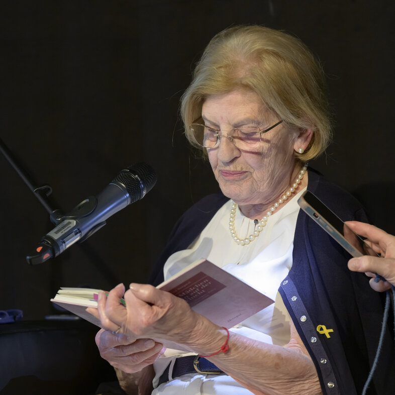 Eva Szepesi