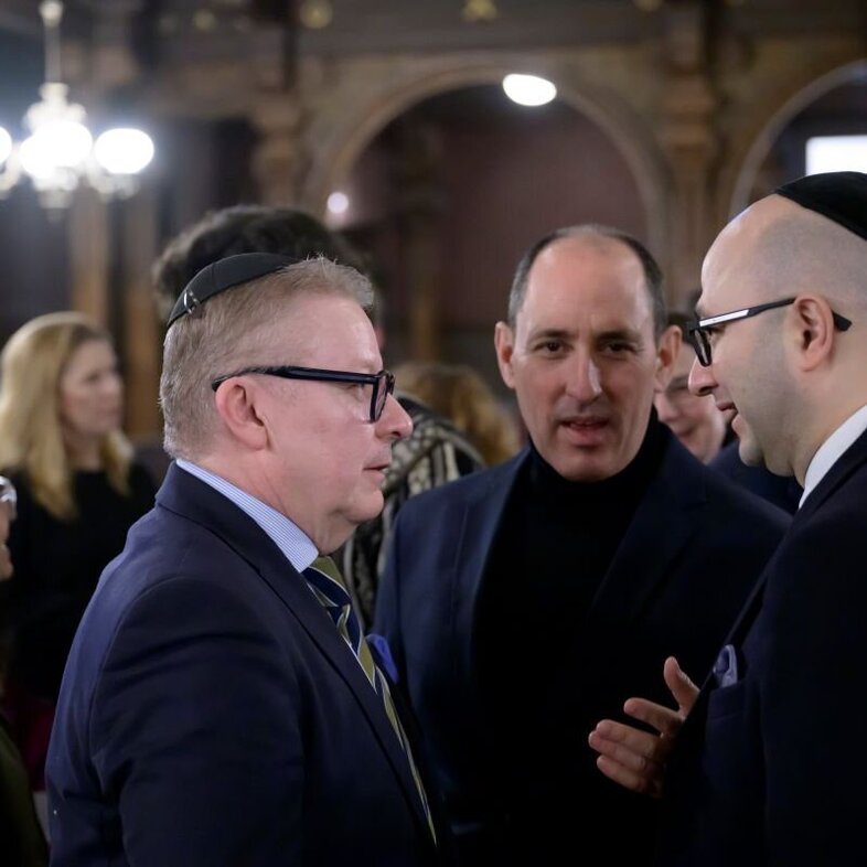 Pawelzcyk-Kissin, Fritsch, Djanatliev