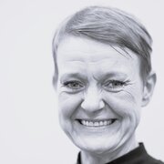 [Übersetzen nach: English] 